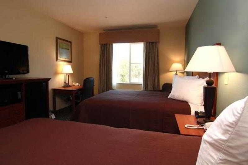Hotel Executive & Marlin